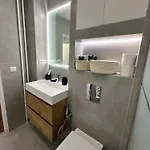 Charming Parisian Apartment In The 15Th Arrondissement